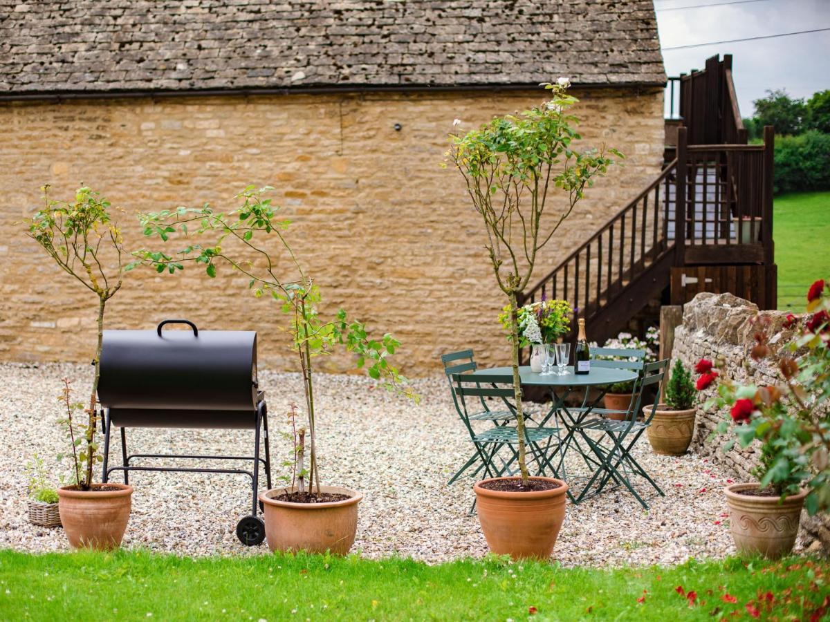 Villa Hayloft At Newbarn Farm Chipping Norton Exterior foto