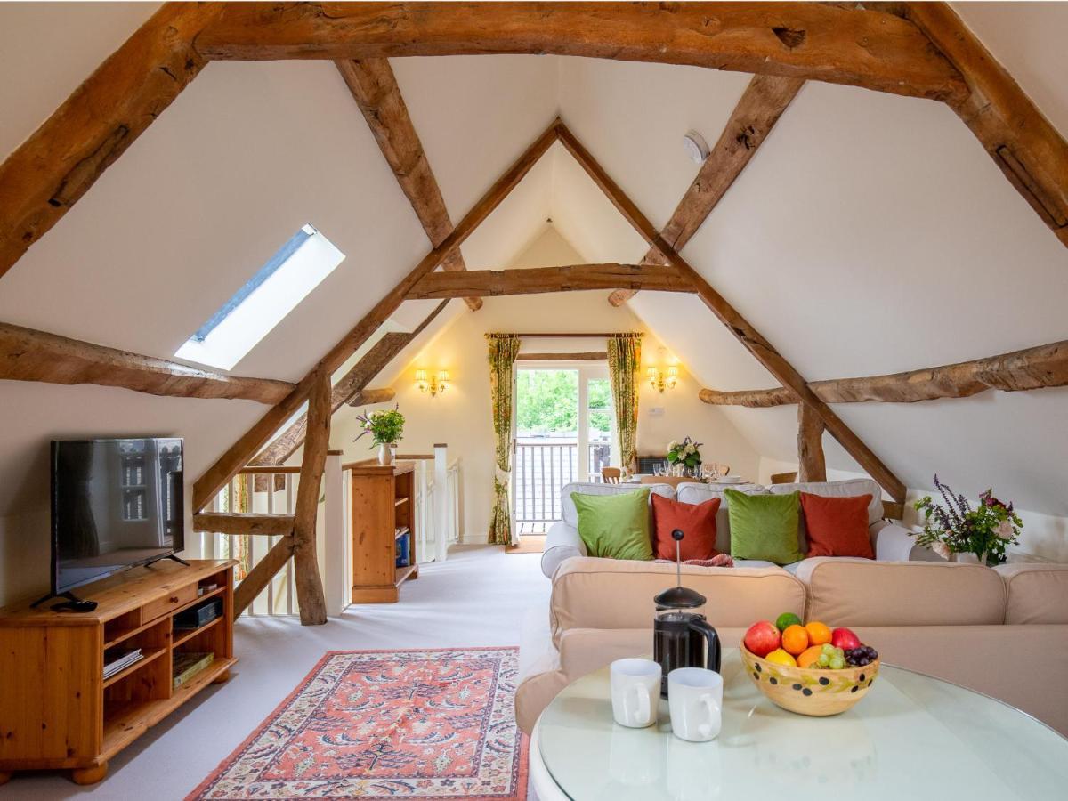 Villa Hayloft At Newbarn Farm Chipping Norton Exterior foto